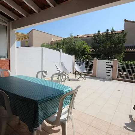 Villa Agreable Maison De Climatisee, 2 Pour 5 Couchages, Securisee Avec Piscine Commune Le Clos De Socorro, 800m De La Lrcs95 Portiragnes