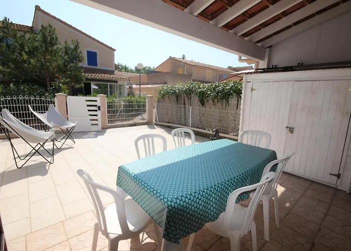 Agreable Maison De Climatisee, 2 Pour 5 Couchages, Securisee Avec Piscine Commune Le Clos De Socorro, 800m De La Lrcs95 Villa