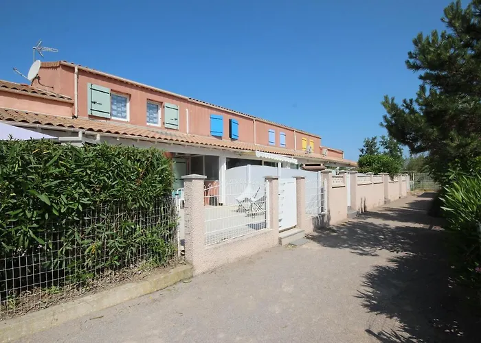 Agreable Maison De Climatisee, 2 Pour 5 Couchages, Securisee Avec Piscine Commune Le Clos De Socorro, 800m De La Lrcs95 Villa *