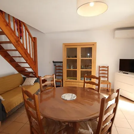 Agreable Maison De Climatisee, 2 Pour 5 Couchages, Securisee Avec Piscine Commune Le Clos De Socorro, 800m De La Lrcs95 Portiragnes